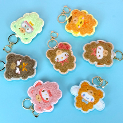 [산리오캐릭터즈]산리오 말랑 복실 뱃지 키링 (랜덤1개)