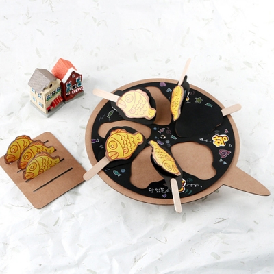 [유니아트] 골판지로 만들기 황금 잉어빵 놀이 (30.5X24cm)